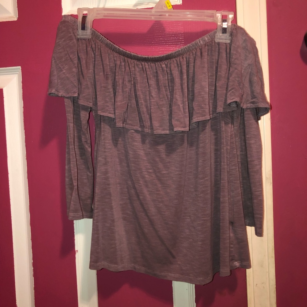 Off the shoulder long sleeve from American Eagle